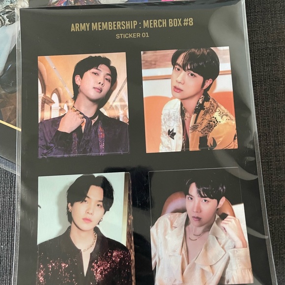 BTS merch box 8 full set - Picture 3 of 7